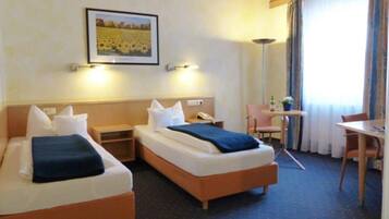 Standard Double or Twin Room, 1 Double Bed, Non Smoking | In-room safe, desk, free WiFi, bed sheets