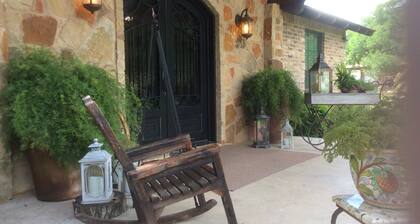 Ruhige lÀndliche Umgebung, 15 Minuten von Waco und 20 Minuten von der Baylor University entfernt