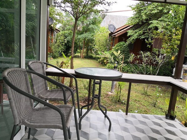 Standard-Doppelzimmer | Terrasse/Patio