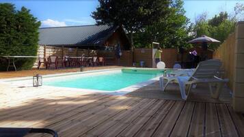 Piscina all'aperto, una piscina riscaldata