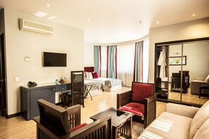 Junior Double or Twin Room, 1 Bedroom | 1 bedroom, premium bedding, minibar, in-room safe - Hazz Hotel Baku (Baku)