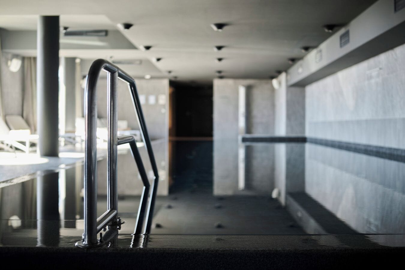 Sauna, hot tub, steam room