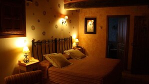 In-room safe, rollaway beds, bed sheets - Fuenteplateada (Collado Hermoso)