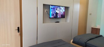 Standard Twin Room | Soundproofing