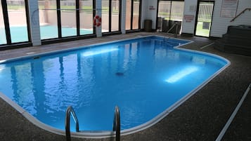 Piscine couverte, piscine extérieure