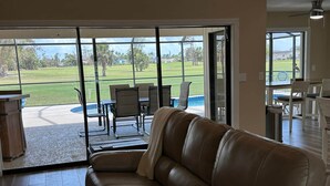 Living area - The Caddyshack (Rotonda West)