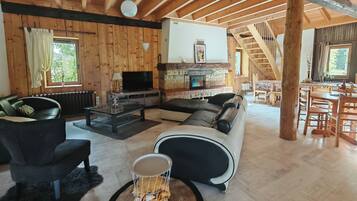 TV, fireplace, DVD player, foosball