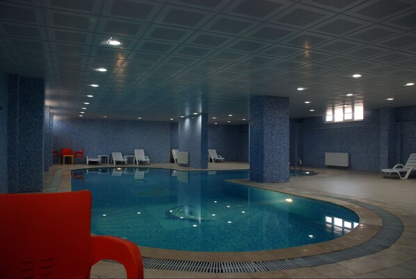 Indoor pool - Ustundag Otel (Keçiborlu)