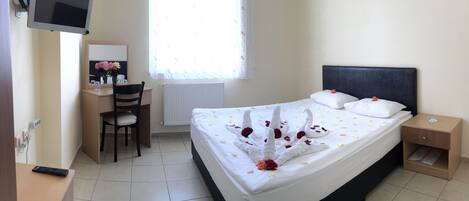 Literie de qualité supérieure, bureau, chambres insonorisées