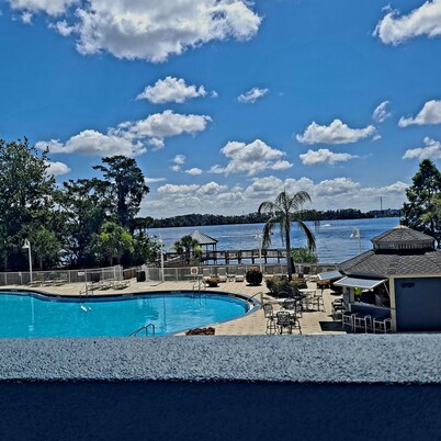 DEAL 119+/N NOV 16-20, DEC 16-29  2.5 BDRS 2 BTHS 25FT BALCONY & DISNEY FIREWORK