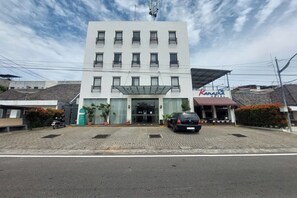 Exterior - Kanasha Islami (Medan)