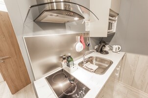 Basic Cabin, 1 Bedroom | Coffee and/or coffee maker