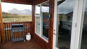 Cabin, 1 Bedroom | Terrace/patio
