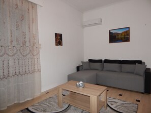 Apartment, 2 Bedrooms, Balcony, Mountain View | Living room | Flat-screen TV - Tripoli Apartments & Rooms (Tripoli)