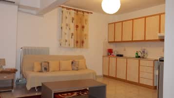 Estudio estándar | 1 dormitorio, escritorio, wifi gratis y ropa de cama