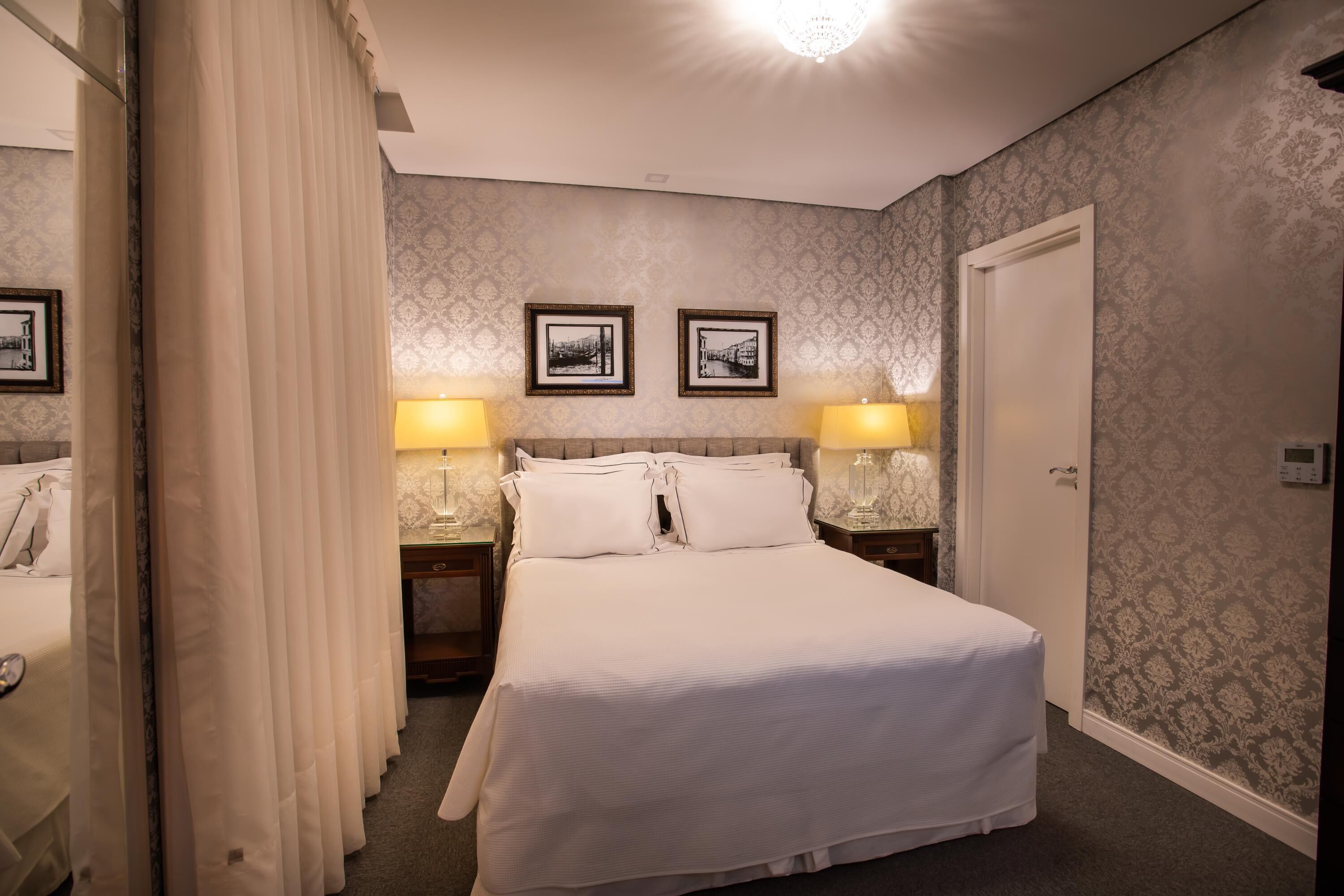 Minibar, in-room safe, desk, laptop workspace