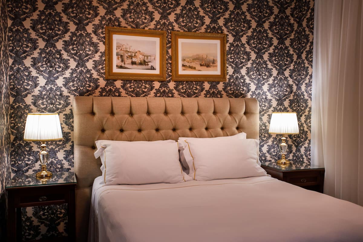 Superior Suite, Jetted Tub | 2 bedrooms, minibar, in-room safe, desk