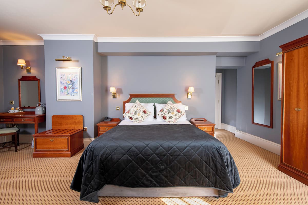 Superior-Doppelzimmer | 1 Schlafzimmer, Schreibtisch, schallisolierte Zimmer, kostenloses WLAN