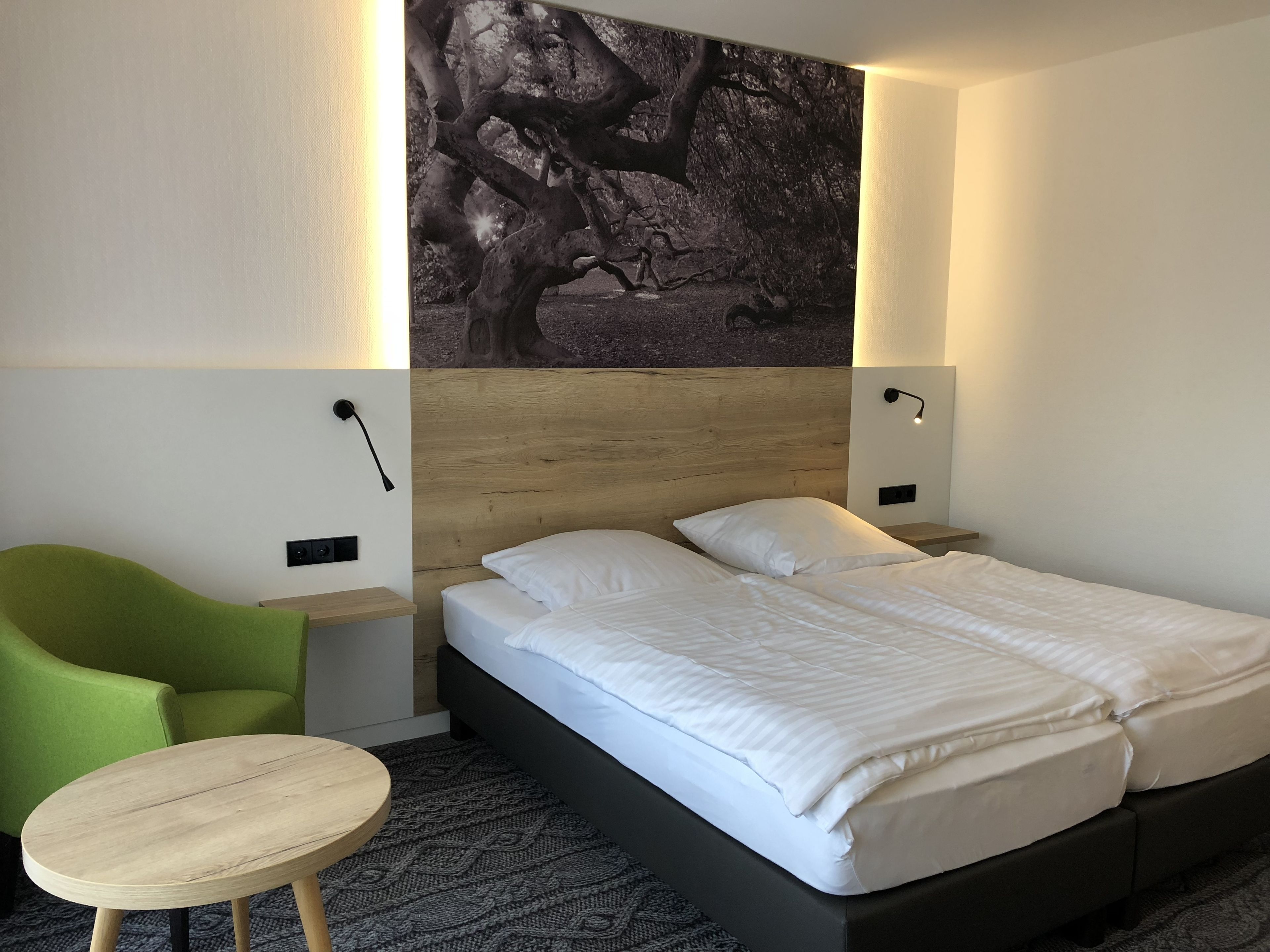 In-room safe, desk, free WiFi, bed sheets