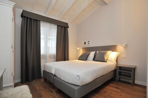 Coffres-forts dans les chambres, chambres insonorisées, Wi-Fi gratuit