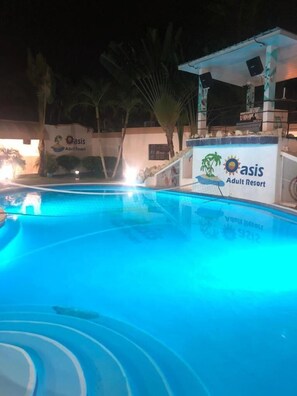 Piscina all'aperto