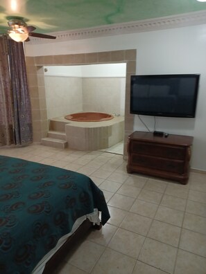 Junior Room, 1 Bedroom, Pool View | Minibar, in-room safe, free WiFi, bed sheets - Oasis Adult Resort (Puerto Plata)