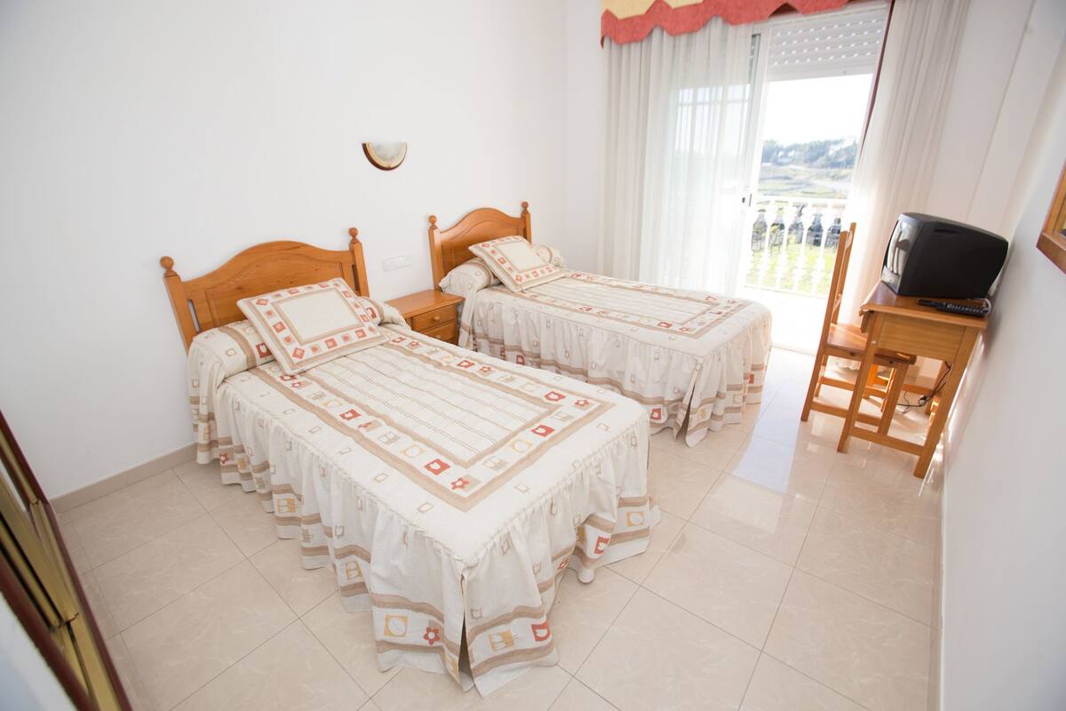 Habitación con 2 camas individuales | Ropa de cama
