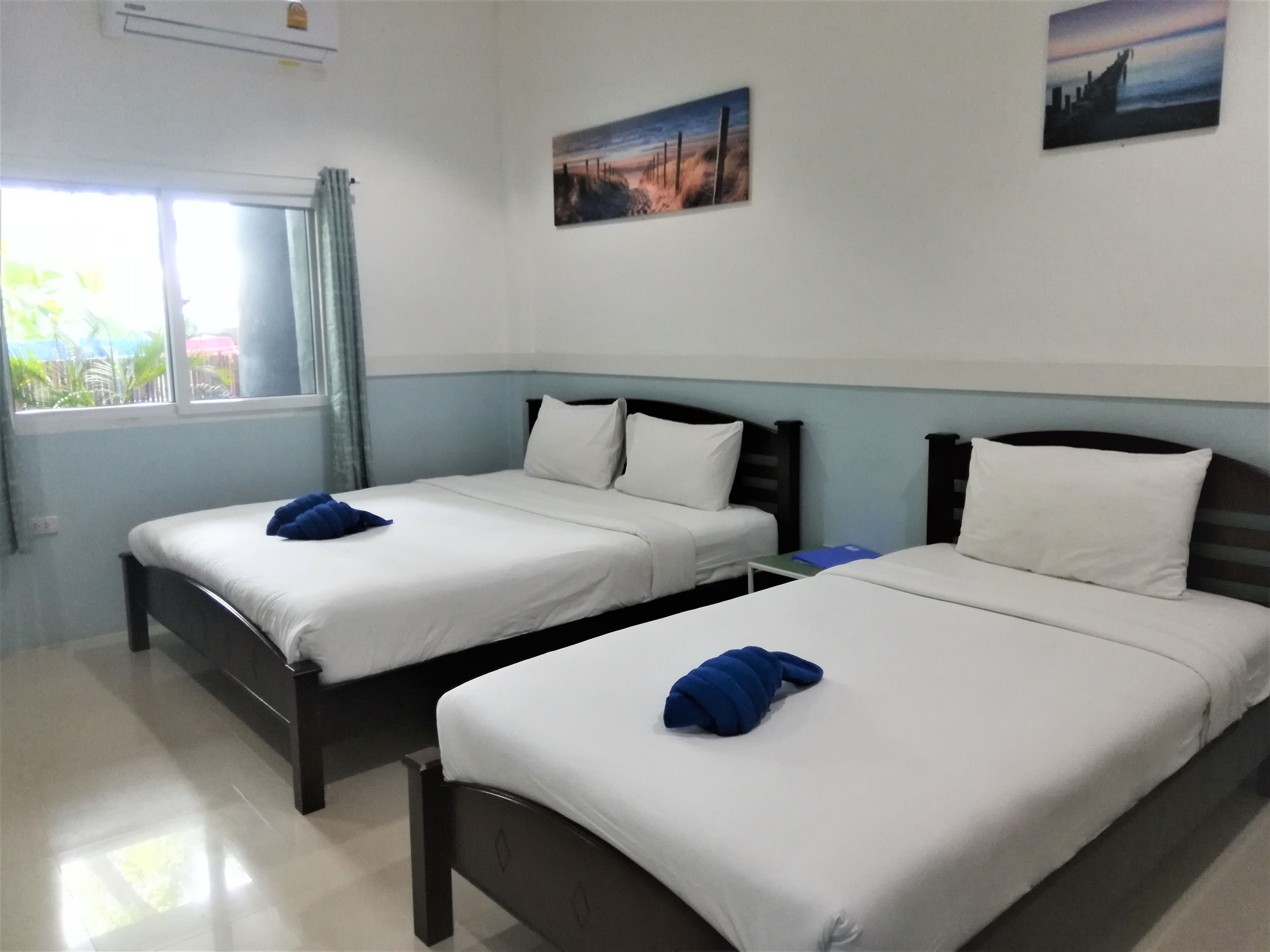 classic triple room | in-room safe, free wifi, bed sheets