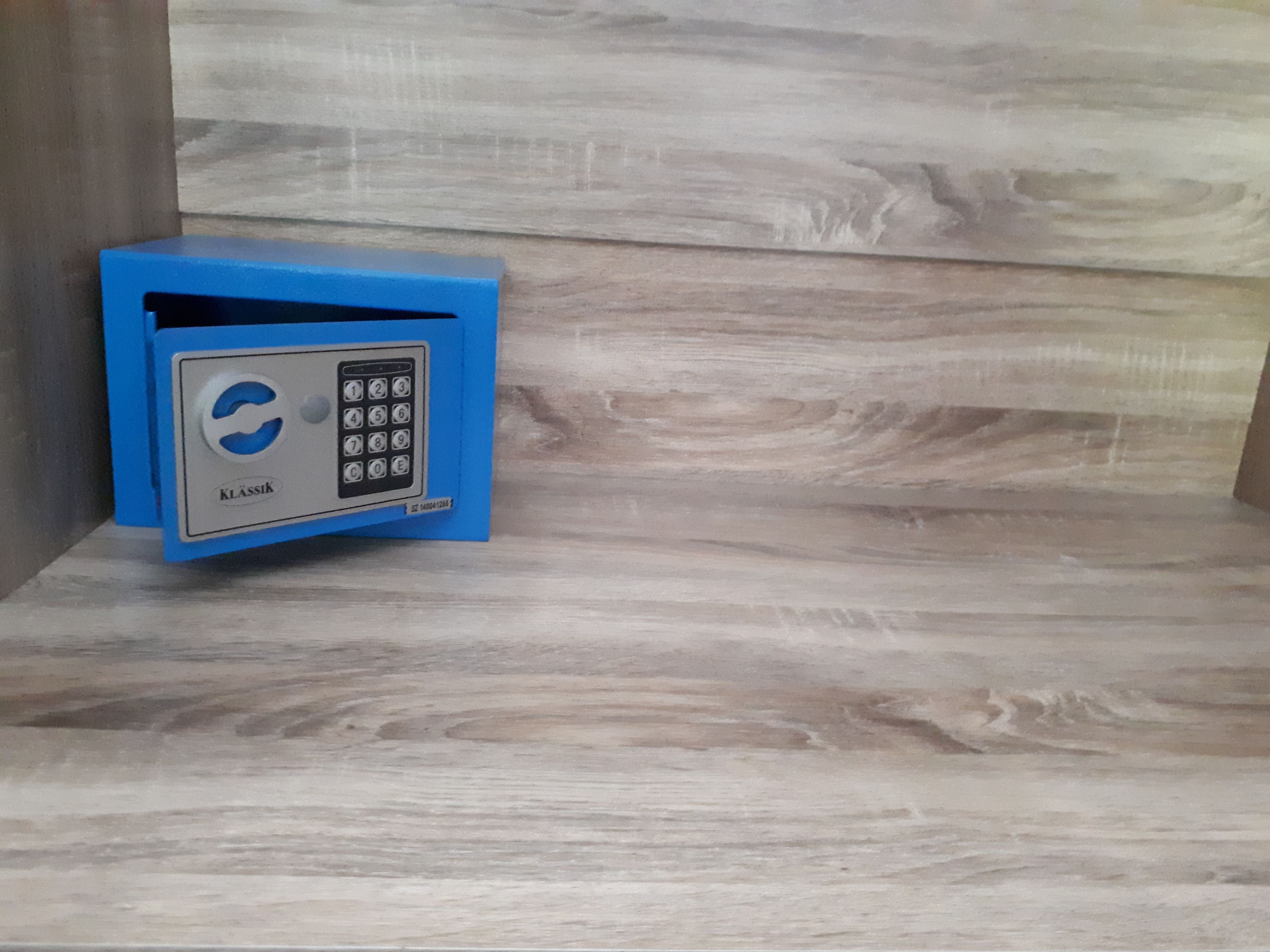 standard double room with terrace | in-room safe, free wifi, bed sheets