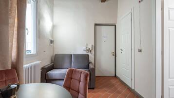 Apartment, 1 Bedroom | Living area