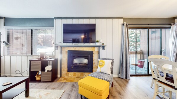 Condo, 1 Bedroom | Interior