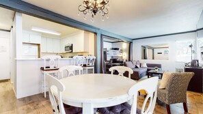 Condo, 1 Bedroom | Dining