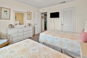 Condo, 2 Bedrooms