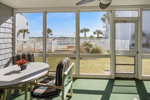 Condo, 2 Bedrooms | Outdoor dining