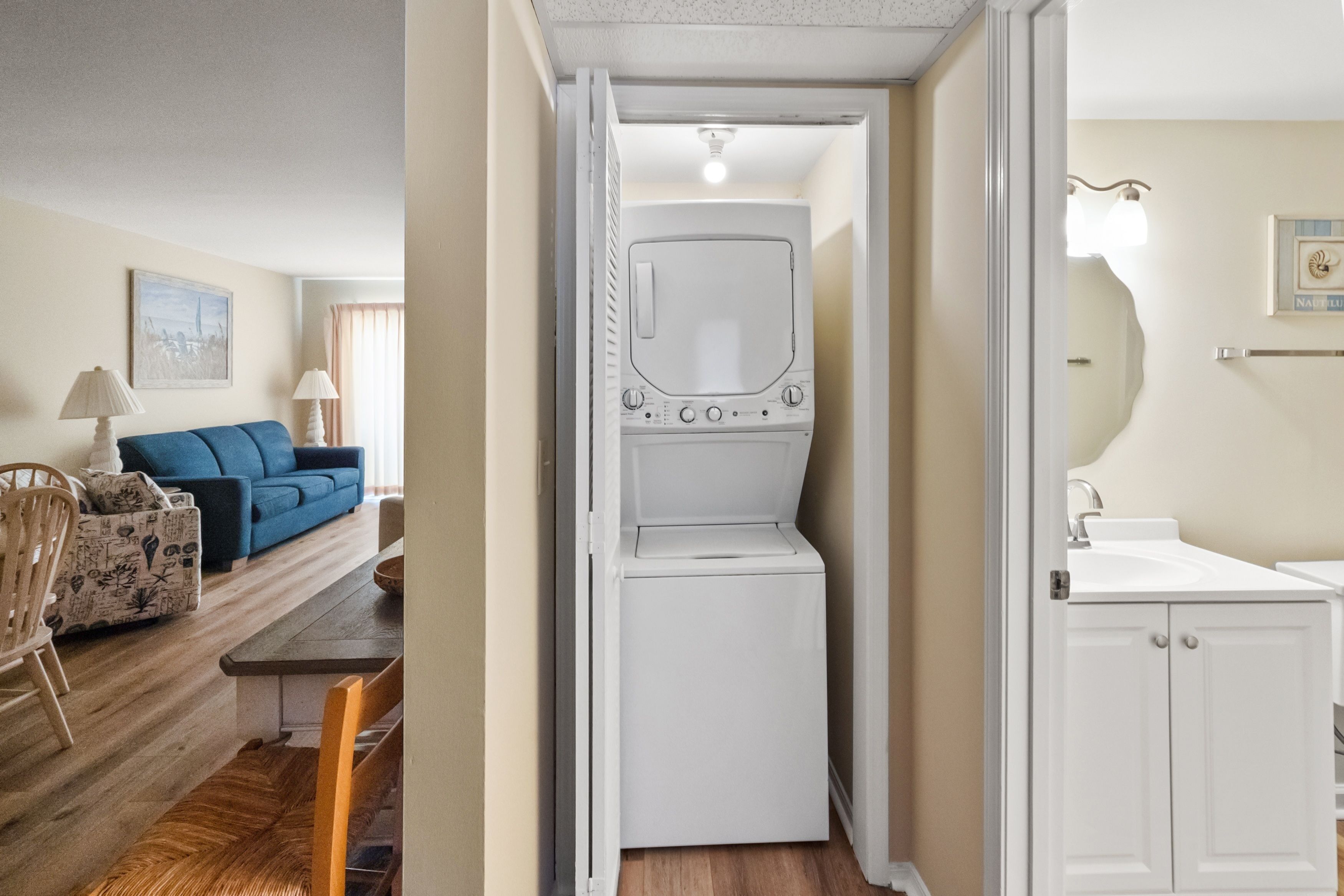 Condo, 2 Bedrooms | Interior