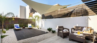 Solar Apartments by Amara Living 