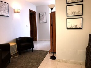 Double Room, 2 Twin Beds, Non Smoking | Living area - Hostal-Restaurante Paris (Forcarei)