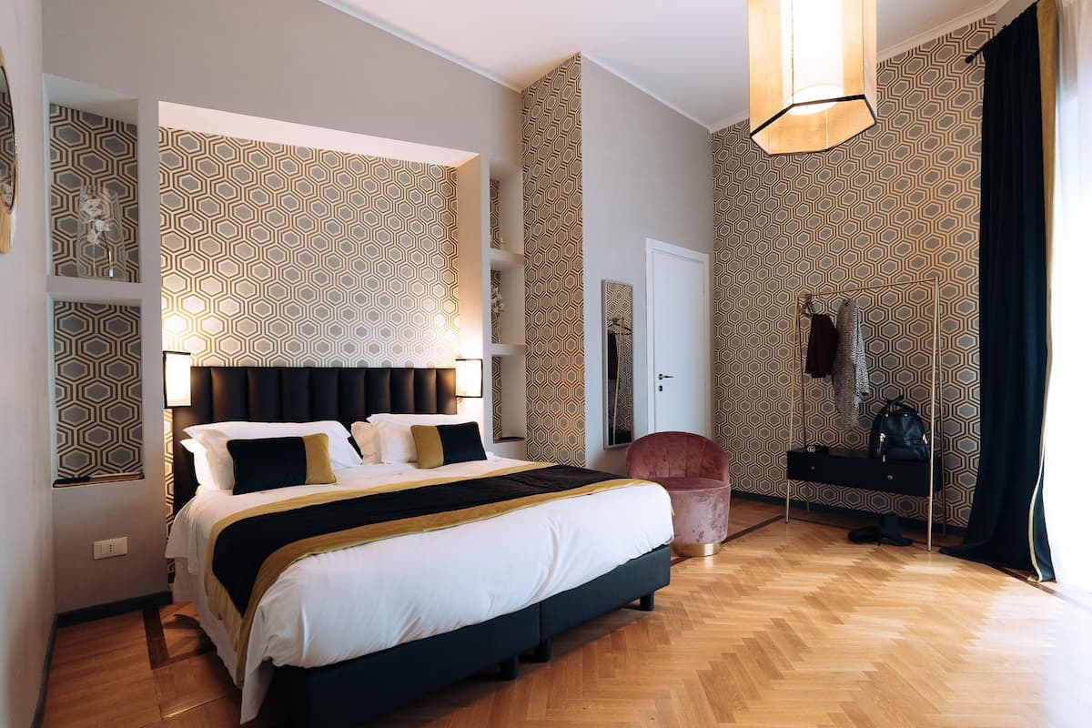 Habitación doble superior, balcón | Escritorio, espacio para trabajar con laptop y wifi gratis
