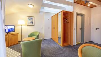 Duplex, 1 Bedroom, Non Smoking, City View (not accessible) | Living area | Flat-screen TV