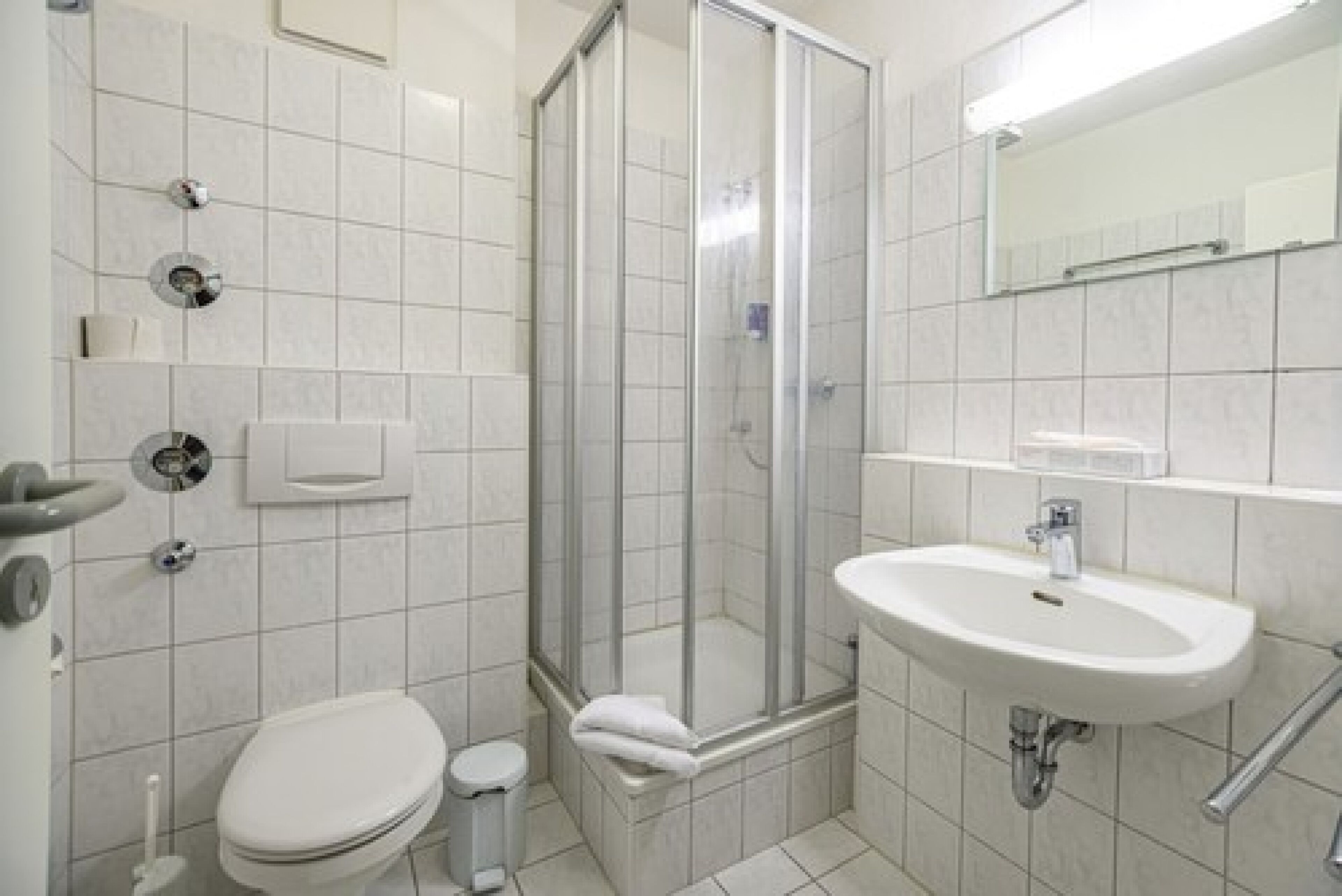 single room | bathroom | shower, hair dryer, towels