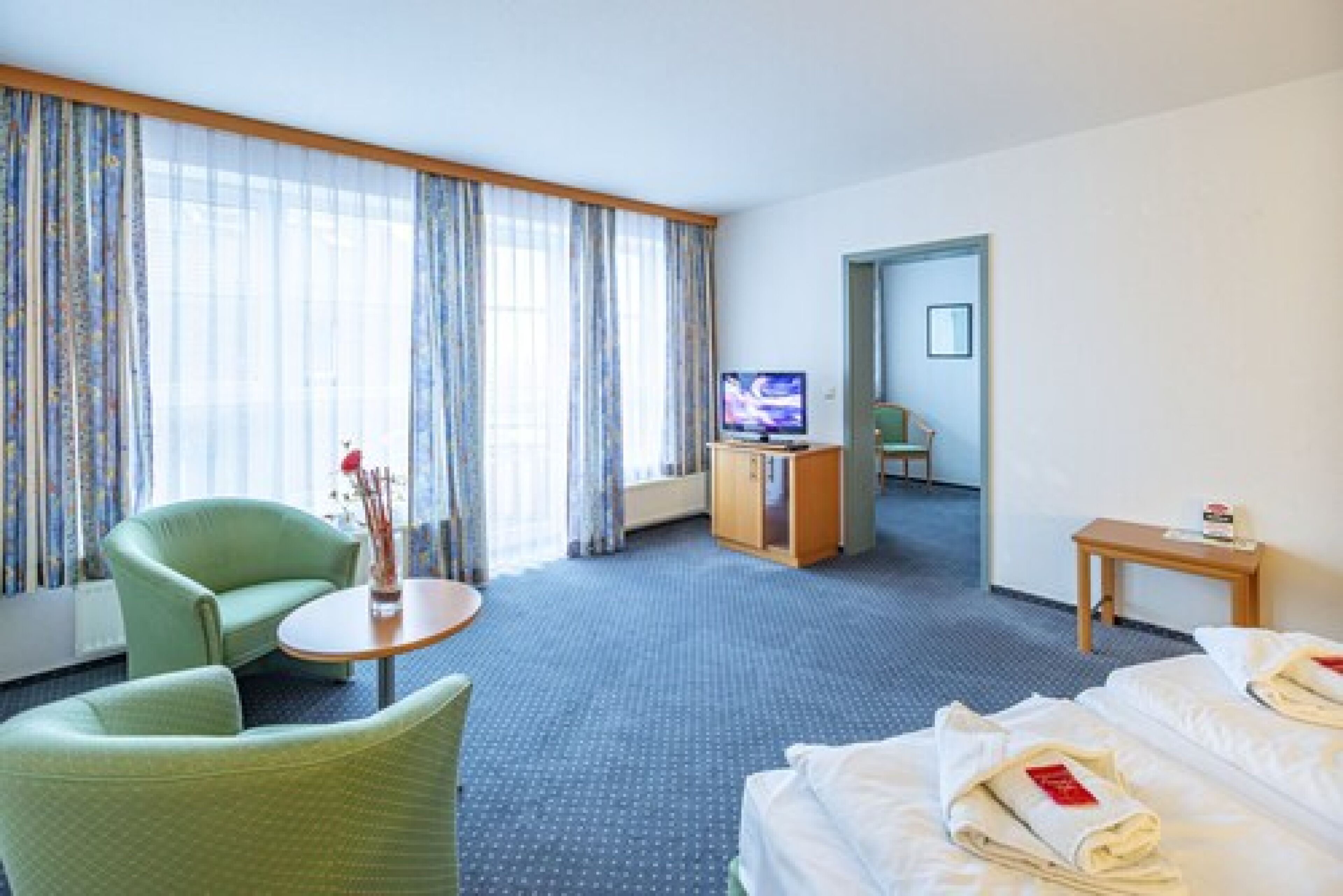 family apartment | soundproofing, free wifi, bed sheets