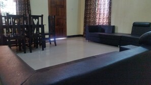 经济单人房, 1 张大号单人床, 无障碍, 无烟房 | 起居区