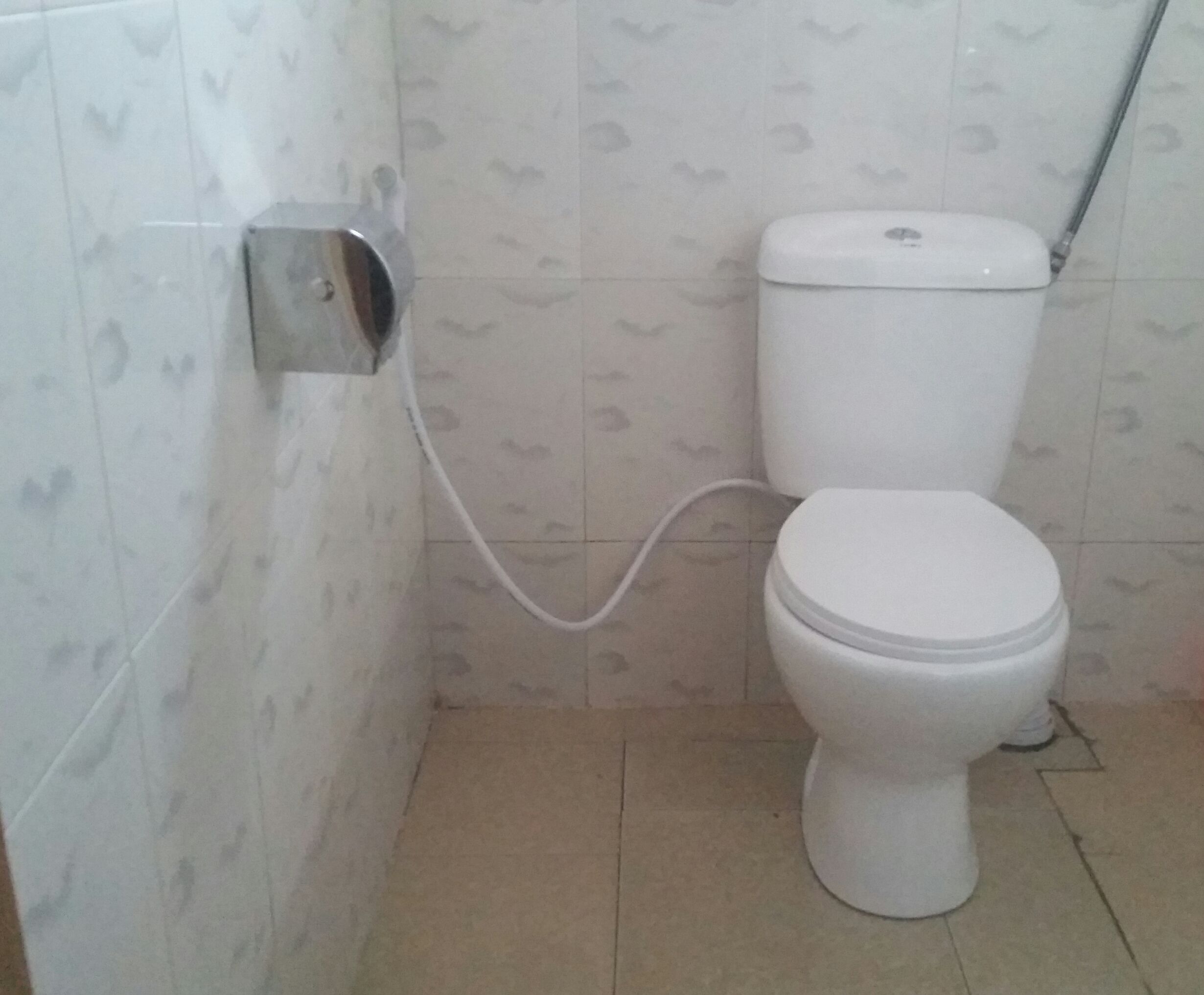 Economy Single Room, 1 Large Single Bed, Accessible, Non Smoking | Bathroom | Shower, rainfall showerhead, free toiletries, slippers