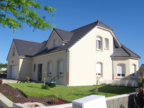 Front of property - Sleeping Bio Tea - B&B (Thionville)