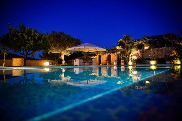 Piscina stagionale all'aperto