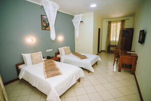 In-room safe, free WiFi, bed sheets - Keys Hotel Mbokomu Branch (Moshi)