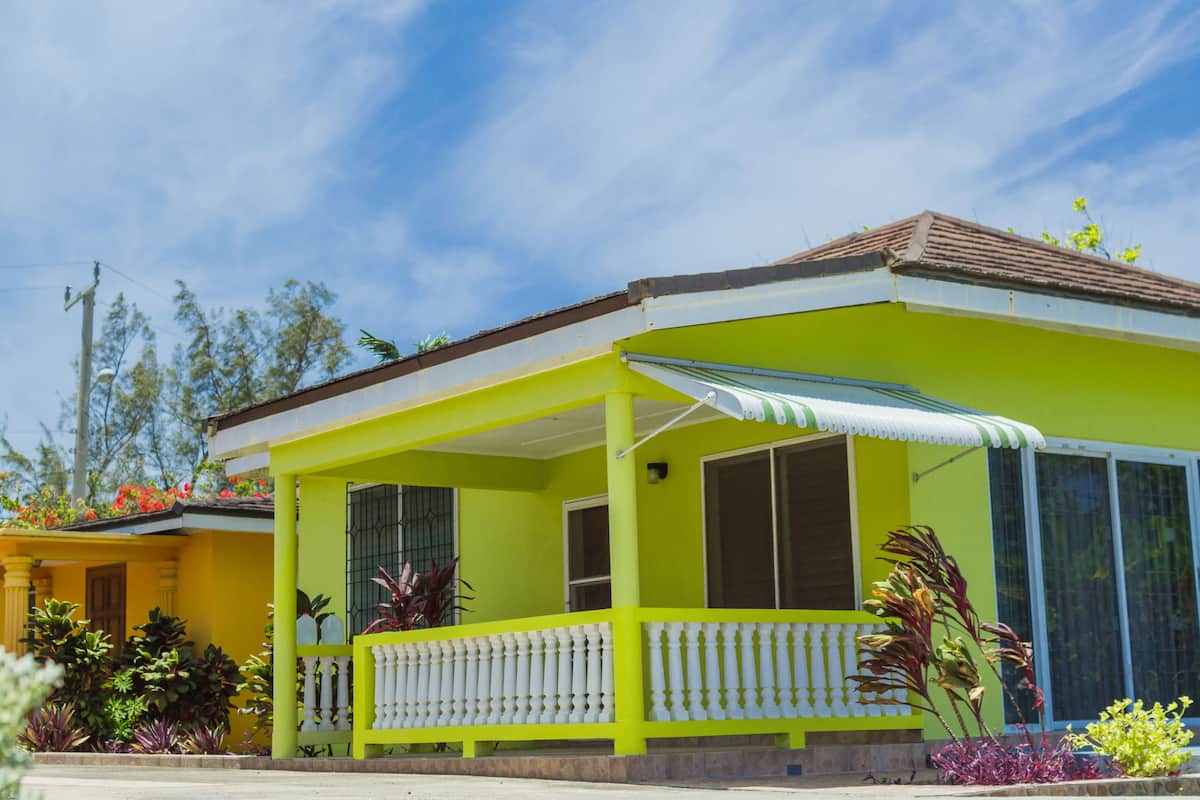 Two Bedroom Villa | 1 kamar tidur, seprai premium, dan didekorasi berbeda-beda