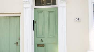 Apartment, Private Bathroom | Exterior