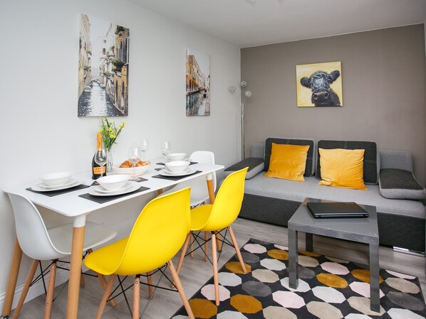 شقة - بحمام خاص | مطعم