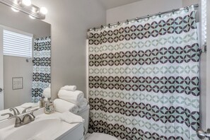 Free toiletries, towels